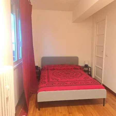 Tiburtina Appartement *